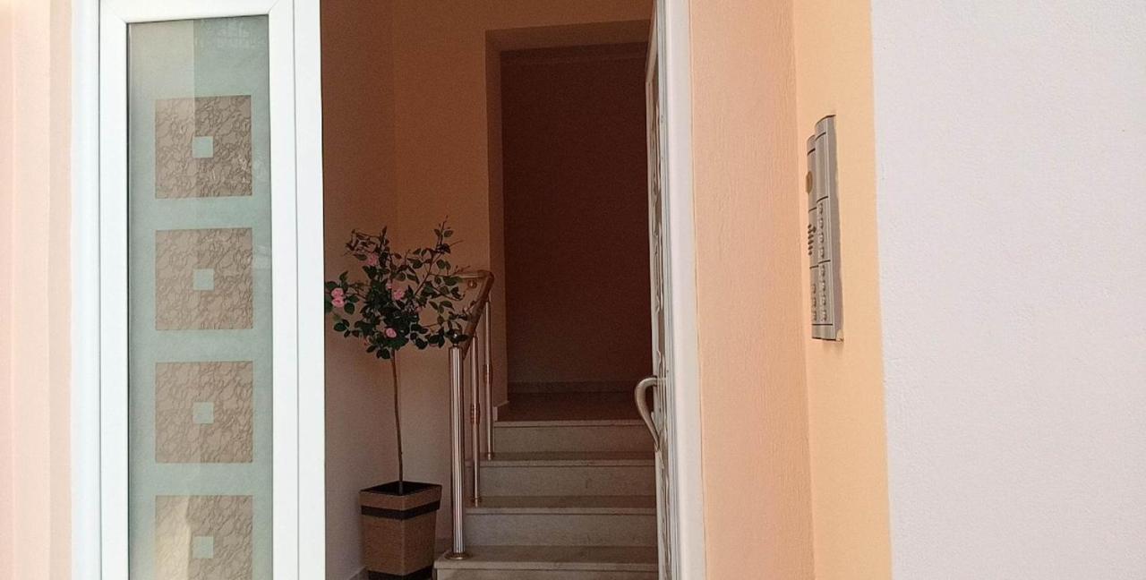 Ferienwohnung Saranda View E & I Exterior foto